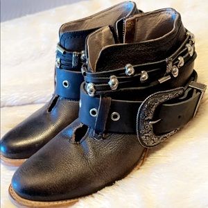 Freebird Black Saloon booties